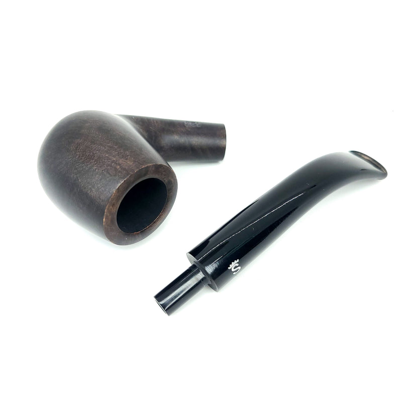 Stanwell Featherweight Black Smooth 123