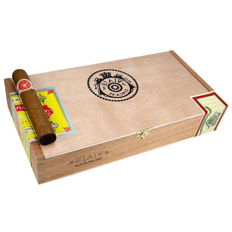 sorry, Viaje Circa '45 No. 2 Maduro Toro 25ct Box image not available now!