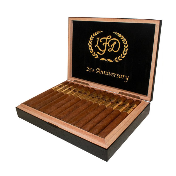 sorry, La Flor Dominicana 25th Anniversary Double Corona 25ct Box image not available now!