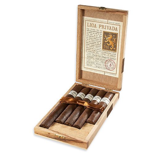 sorry, Liga Privada T52 Tasting Sampler 5ct Box image not available now!