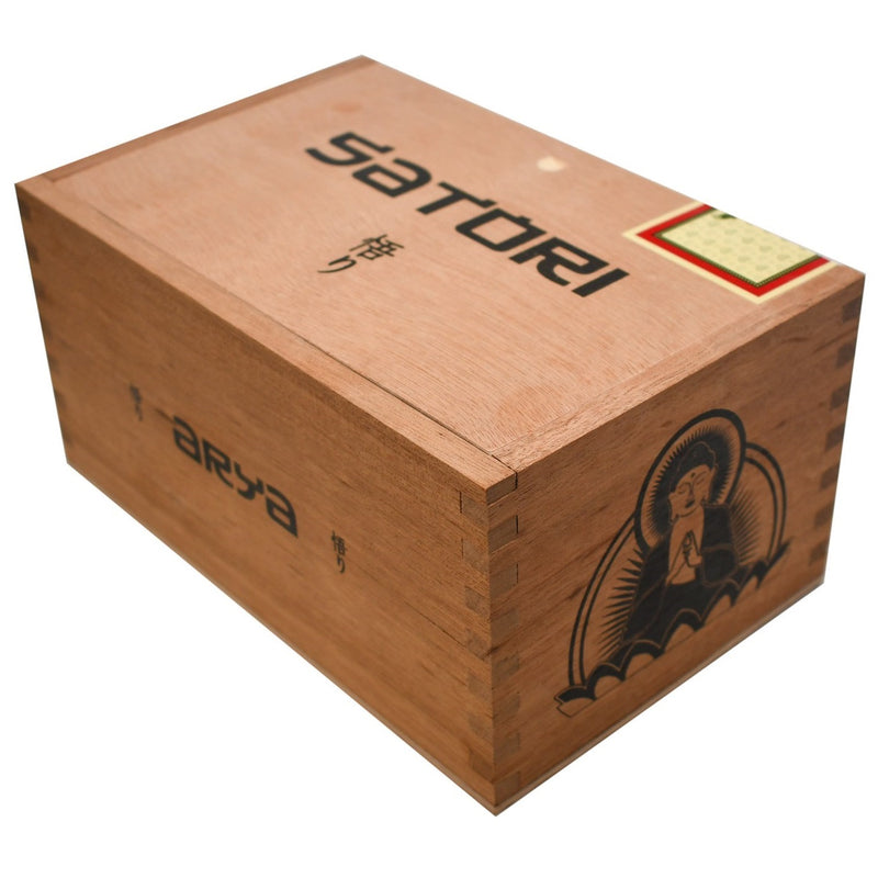 sorry, Viaje Satori Arya Petit Robusto 50ct Box image not available now!